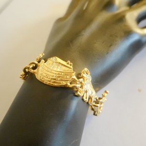 Vintage Gold Tone Noah's Ark Animal Bracelet Giraffe Camel Bear Elephant Signed